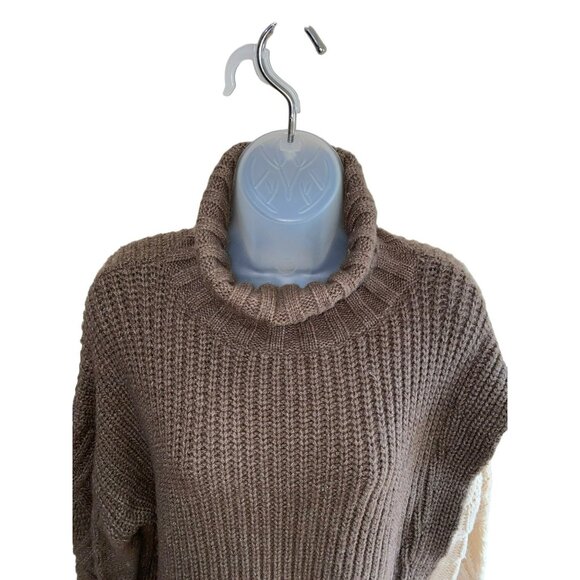 Davi & Dani Two-Tone Chunky Turtleneck Sweater Size Large - Picture 4 of 7